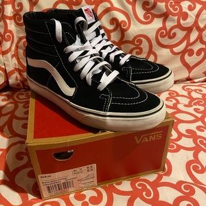 Sk8-Hi Vans